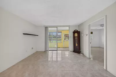 8101 N Sunrise Lakes Drive N #112, Sunrise, FL 33322 - Photo 20