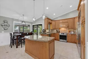 20250 NW 5th St, Pembroke Pines, FL 33029 - Photo 12