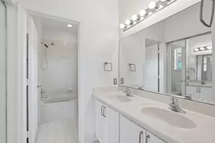 3261 Scarletta Dr, Riviera Beach, FL 33404 - Photo 10