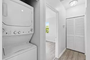3261 Scarletta Dr, Riviera Beach, FL 33404 - Photo 16