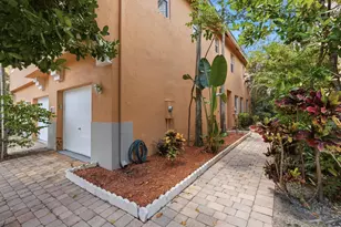 3261 Scarletta Dr, Riviera Beach, FL 33404 - Photo 22