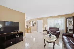 54 Capri B, Delray Beach, FL 33484 - Photo 4