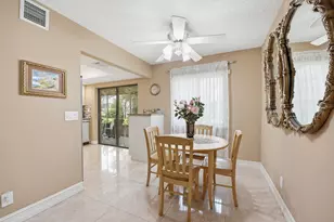 54 Capri B, Delray Beach, FL 33484 - Photo 4