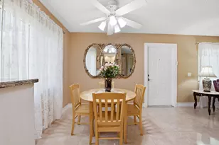 54 Capri B, Delray Beach, FL 33484 - Photo 6