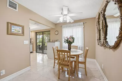 54 Capri B, Delray Beach, FL 33484 - Photo 4