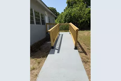 4250 29th Avenue, Vero Beach, FL 32967 - Photo 4