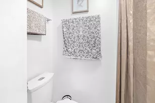 250 NE 20th St, Boca Raton, FL 33431 - Photo 24