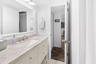 250 NE 20th St, Boca Raton, FL 33431 - Photo 18
