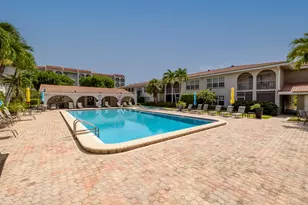 250 NE 20th St, Boca Raton, FL 33431 - Photo 36