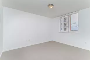18800 NE 29th Ave, Miami, FL 33180 - Photo 12