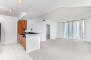 18800 NE 29th Ave, Miami, FL 33180 - Photo 4