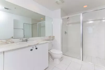 18800 NE 29th Avenue #923, Miami, FL 33180 - Photo 14