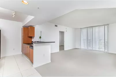 18800 NE 29th Avenue #923, Miami, FL 33180 - Photo 4