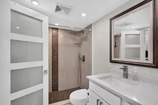 3205 Portofino Point, Coconut Creek, FL 33066 - Photo 32