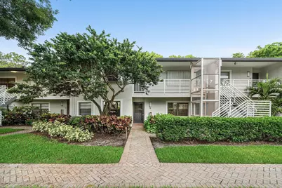 7 Southport Lane #F, Boynton Beach, FL 33436 - Photo 1
