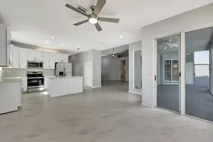 2704 SE Eagle Dr, Port Saint Lucie, FL 34984 - Photo 18