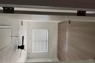 2751 NE 3rd Ave, Pompano Beach, FL 33064 - Photo 2
