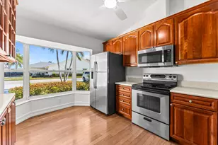10924 SE Stonehill Ln, Hobe Sound, FL 33455 - Photo 4