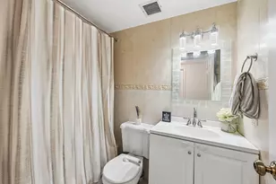 4400 Hillcrest Dr, Hollywood, FL 33021 - Photo 18