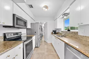 1257 NW 5th St, Boca Raton, FL 33486 - Photo 16