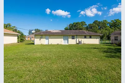 1190 SE Puritan Lane, Port Saint Lucie, FL 34983 - Photo 30