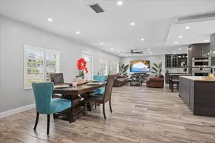 4601 W Hawthorne Cir, Hollywood, FL 33021 - Photo 16