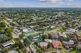 4601 W Hawthorne Cir, Hollywood, FL 33021 - Photo 34