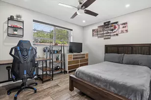4601 W Hawthorne Cir, Hollywood, FL 33021 - Photo 20