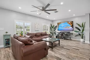4601 W Hawthorne Cir, Hollywood, FL 33021 - Photo 8