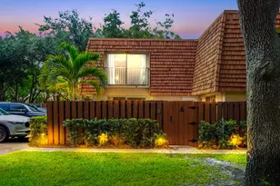 8910 SW 20th Pl, Davie, FL 33324 - Photo 36
