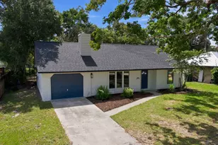 306 24th Ave, Vero Beach, FL 32967 - Photo 2