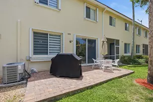3078 N Evergreen Cir, Boynton Beach, FL 33426 - Photo 26