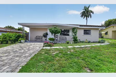 421 SW 2nd Street, Boca Raton, FL 33432 - Photo 1