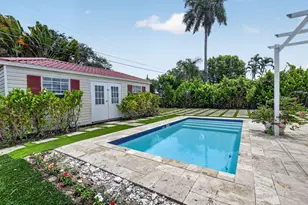 421 SW 2nd St, Boca Raton, FL 33432 - Photo 2