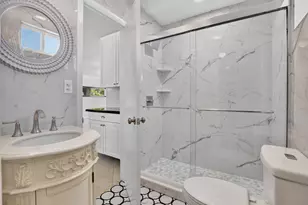 421 SW 2nd St, Boca Raton, FL 33432 - Photo 10