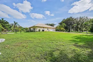 8671 155th Pl N, Palm Beach Gardens, FL 33418 - Photo 22