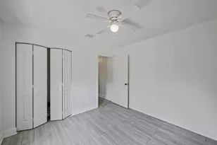 8671 155th Pl N, Palm Beach Gardens, FL 33418 - Photo 32