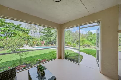 8671 155th Place N, Palm Beach Gardens, FL 33418 - Photo 8