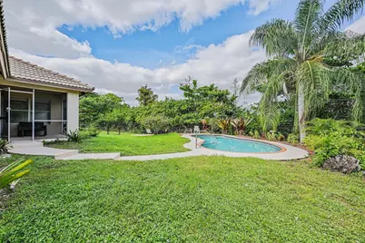 8671 155th Place N, Palm Beach Gardens, FL 33418 - Photo 16