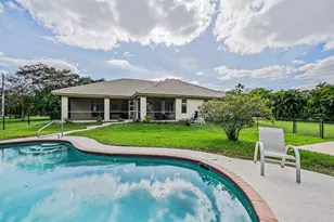 8671 155th Pl N, Palm Beach Gardens, FL 33418 - Photo 1