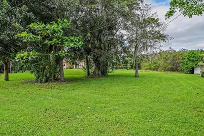 8671 155th Place N, Palm Beach Gardens, FL 33418 - Photo 32