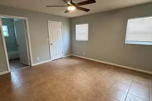 641 W 9th St, Riviera Beach, FL 33404 - Photo 6