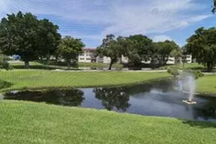 700 S Hollybrook Dr, Pembroke Pines, FL 33025 - Photo 2