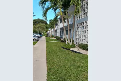 2000 NE 51st Court #108, Fort Lauderdale, FL 33308 - Photo 14