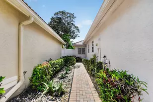 13153 La Sabina Dr, Delray Beach, FL 33446 - Photo 4