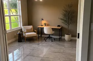 575 Oaks Ln, Pompano Beach, FL 33069 - Photo 6