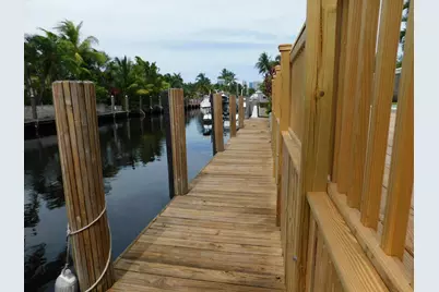 1721 SW 5th Street SW, Fort Lauderdale, FL 33312 - Photo 4