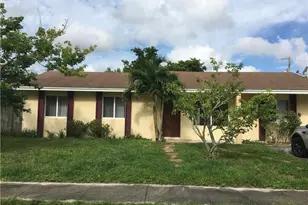 4231 SW 55th Ave, Davie, FL 33314 - Photo 1