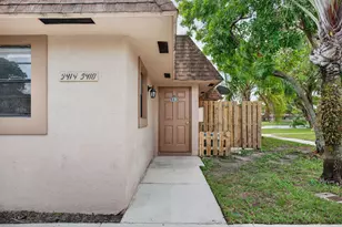 4983 NW 95th Ave, Sunrise, FL 33351 - Photo 2