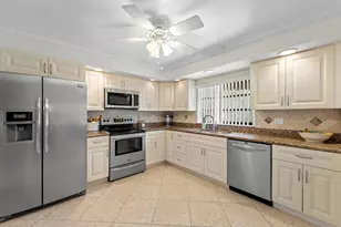 4863 Hawkwood Rd, Boynton Beach, FL 33436 - Photo 6